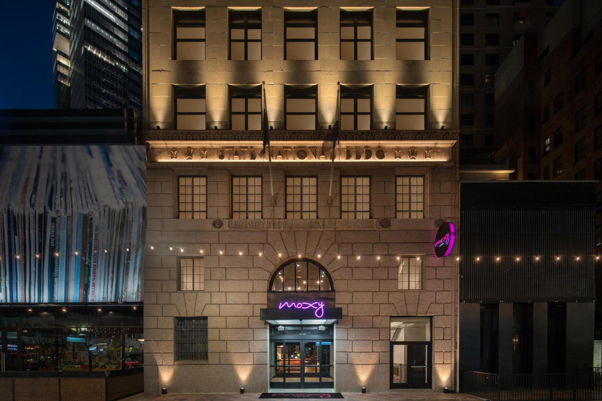 ホテル Moxy Houston Downtown エクステリア 写真