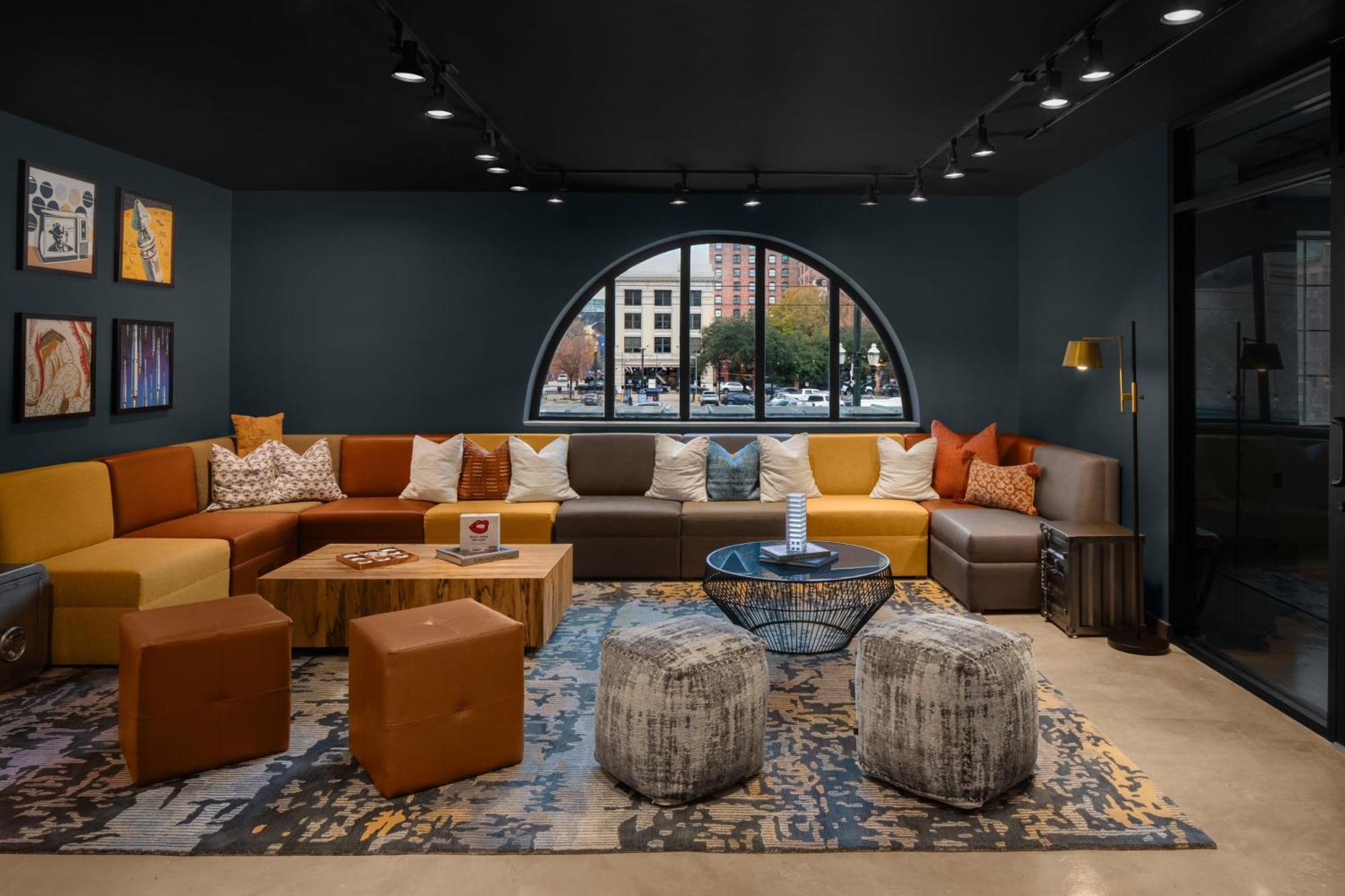 ホテル Moxy Houston Downtown エクステリア 写真